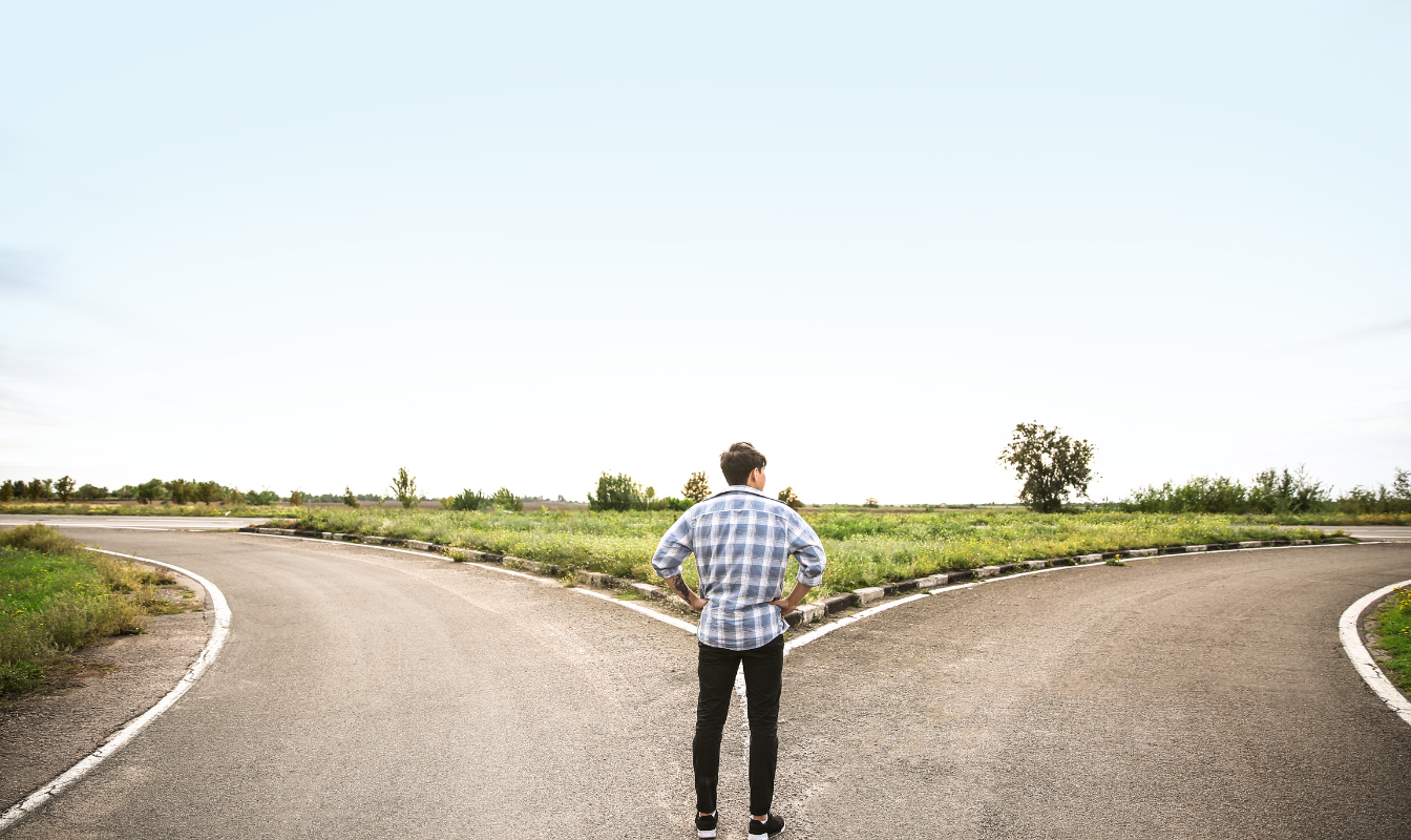 Rollover vs. Distribution: Navigating Retirement Plan Options